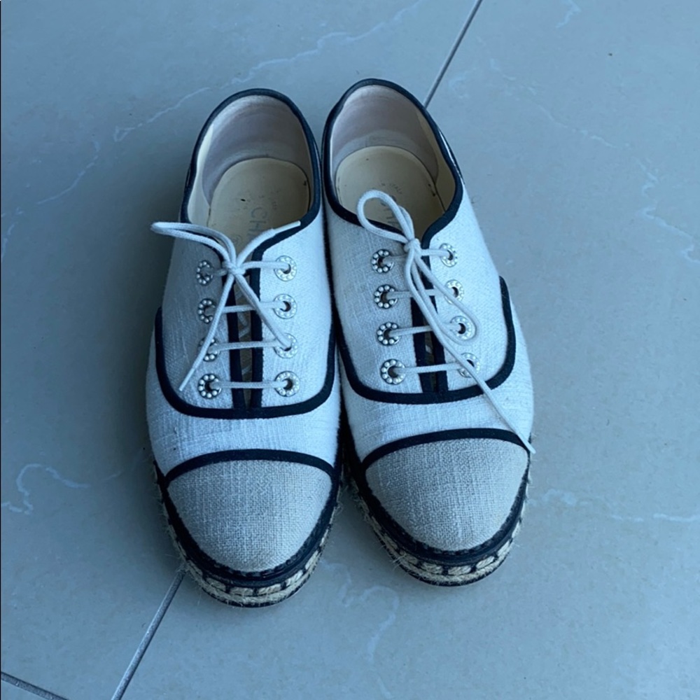 Chanel flats